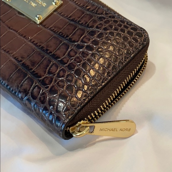 Michael Kors faux snakeskin wallet - Picture 4 of 4